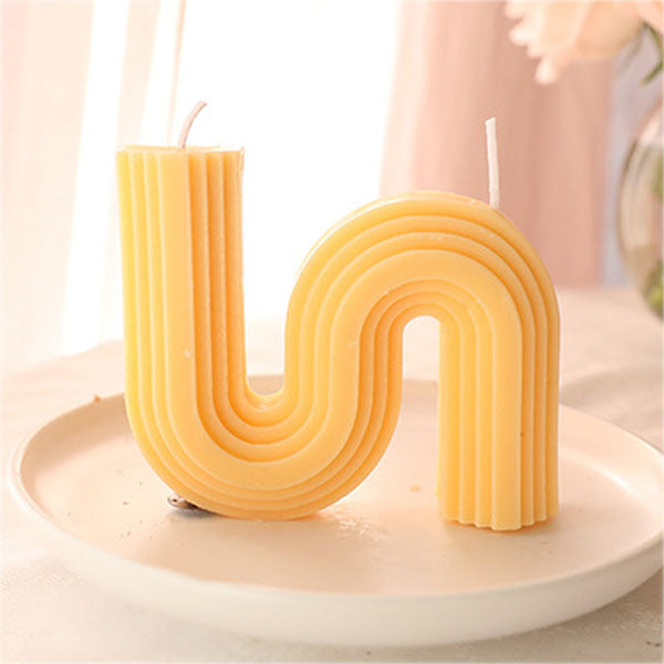 Aromatherapy U-Shaped Scented Candle