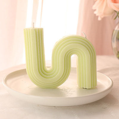 Aromatherapy U-Shaped Scented Candle