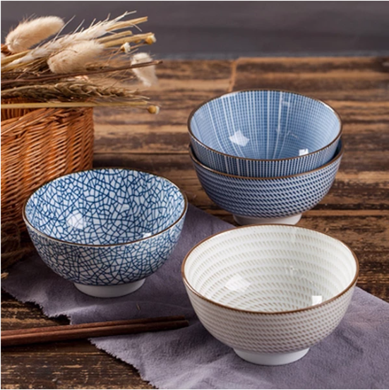 Japanese Style Porcelain Bowls (4-Set)