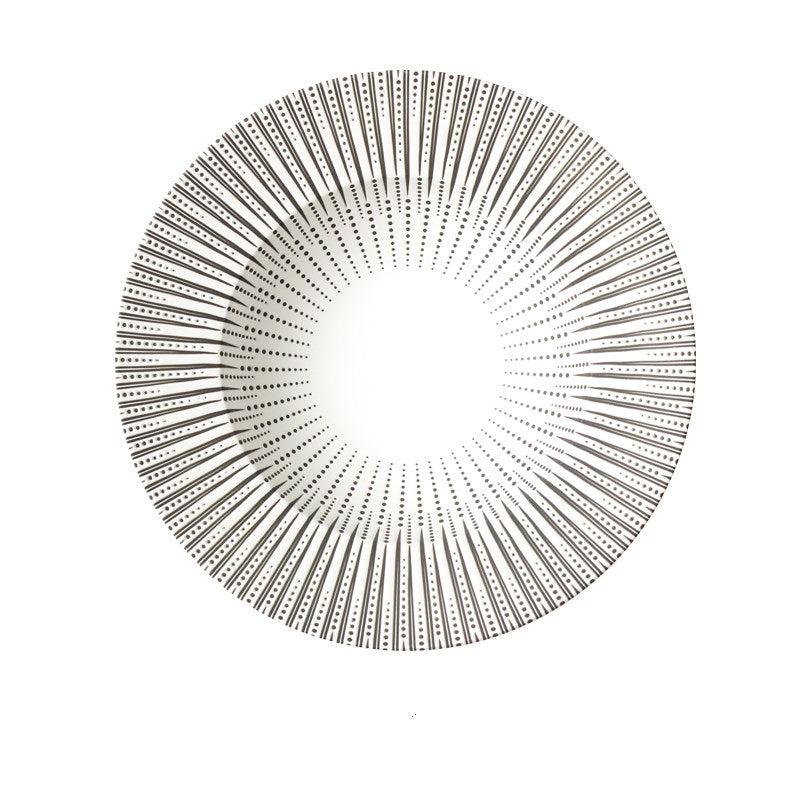 Minimalistic Round Patterned Plate