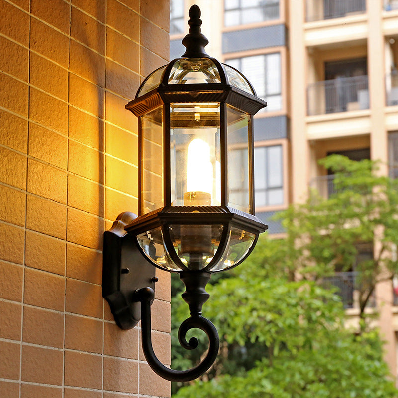 Courtyard Wall Lamp